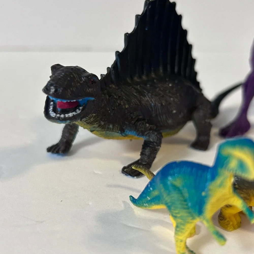 Vintage Style Dinosaur Toy Figure Lot of 7 Spinosaurus Pachycephalosaurus Multi